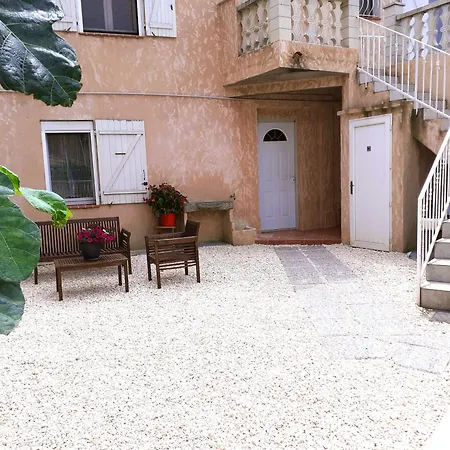 Artmonie Semesterbostad